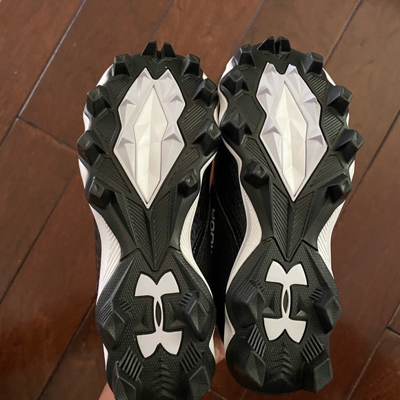 Under armour hightop cleats - Picture 3 of 7